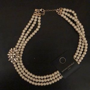 NWT Faux pearl 3 layer necklace with brooch